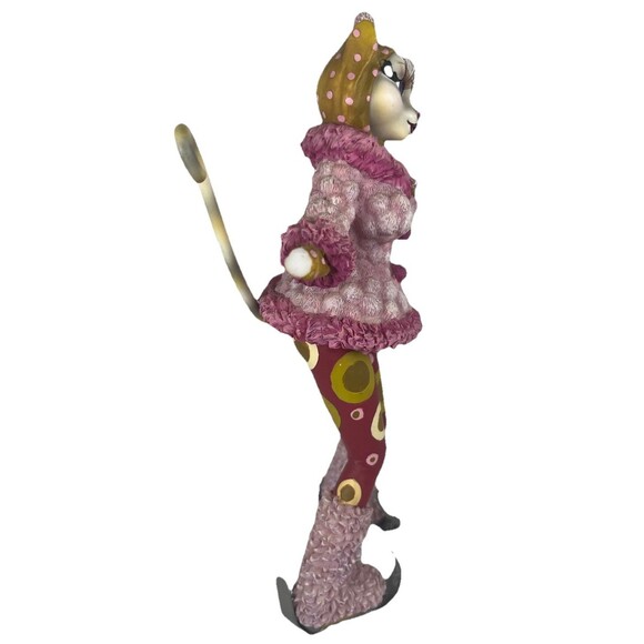 Margaret Le Van Alley Cats Therianthropic Skiing detailed Figurine RARE!! Broken - Picture 14 of 16